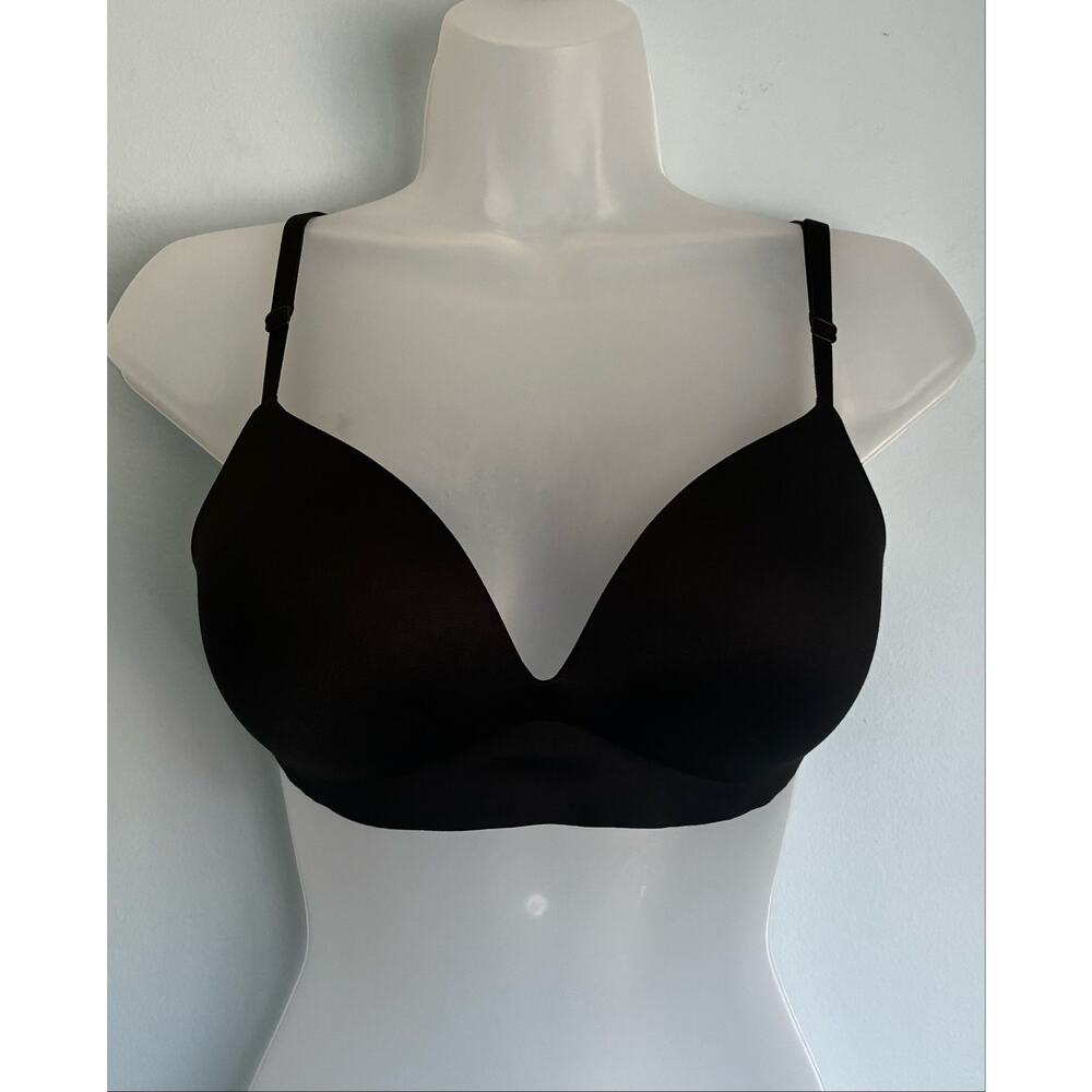 Victoria's Secret Bra Incredible Padded Wireless Black 36B Comfort Casual